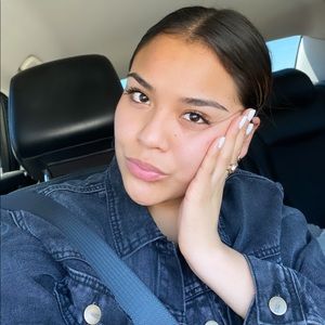 Meet your Posher, Perla